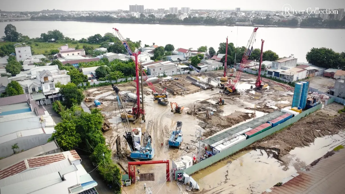 Công trường River Collection tại Hóa An giai đoạn đầu triển khai